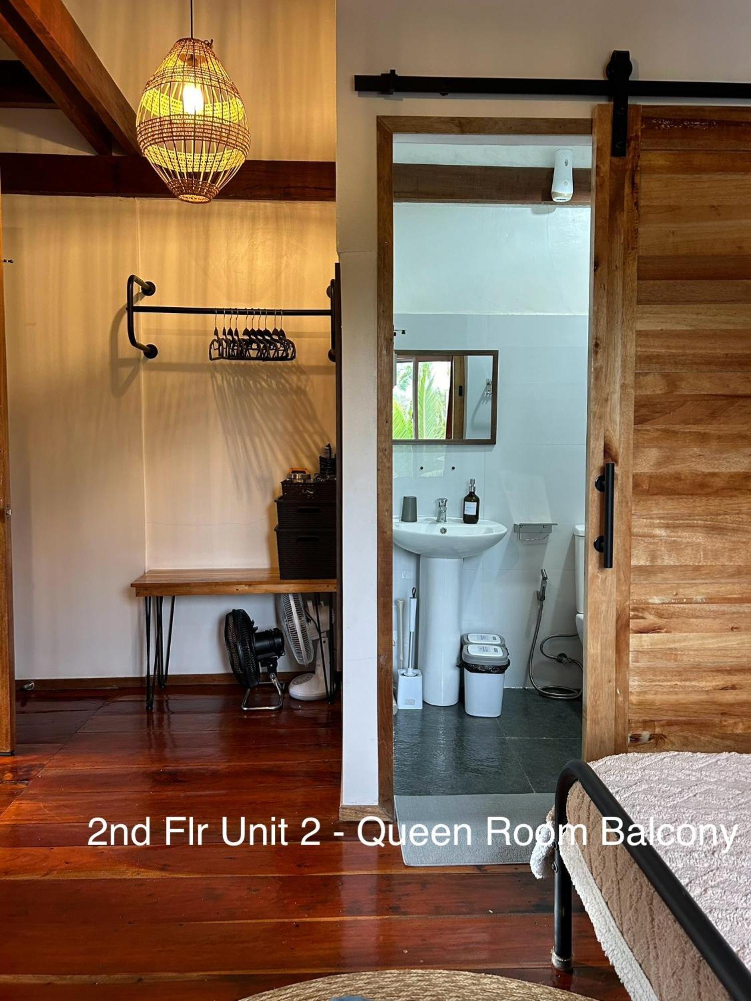 Wayans Siargao Homestay Генерал-Луна Номер фото