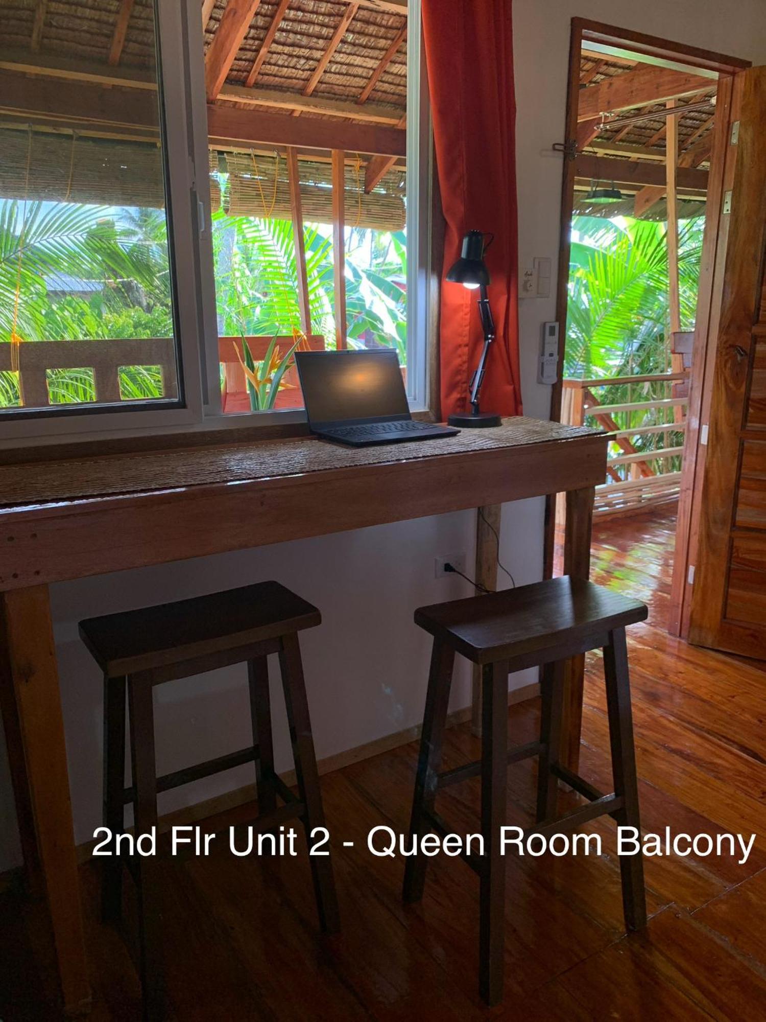 Wayans Siargao Homestay Генерал-Луна Номер фото