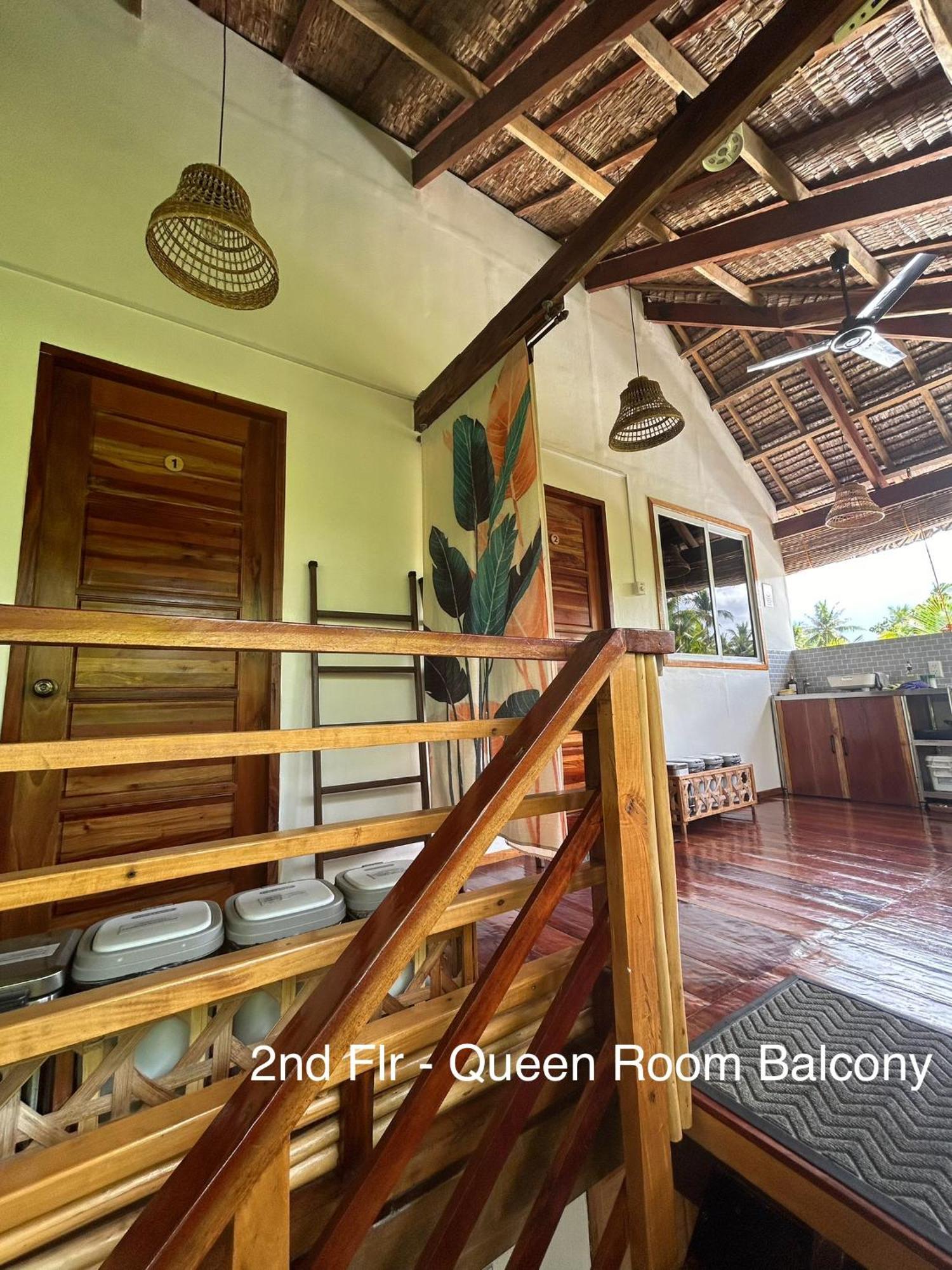 Wayans Siargao Homestay Генерал-Луна Экстерьер фото