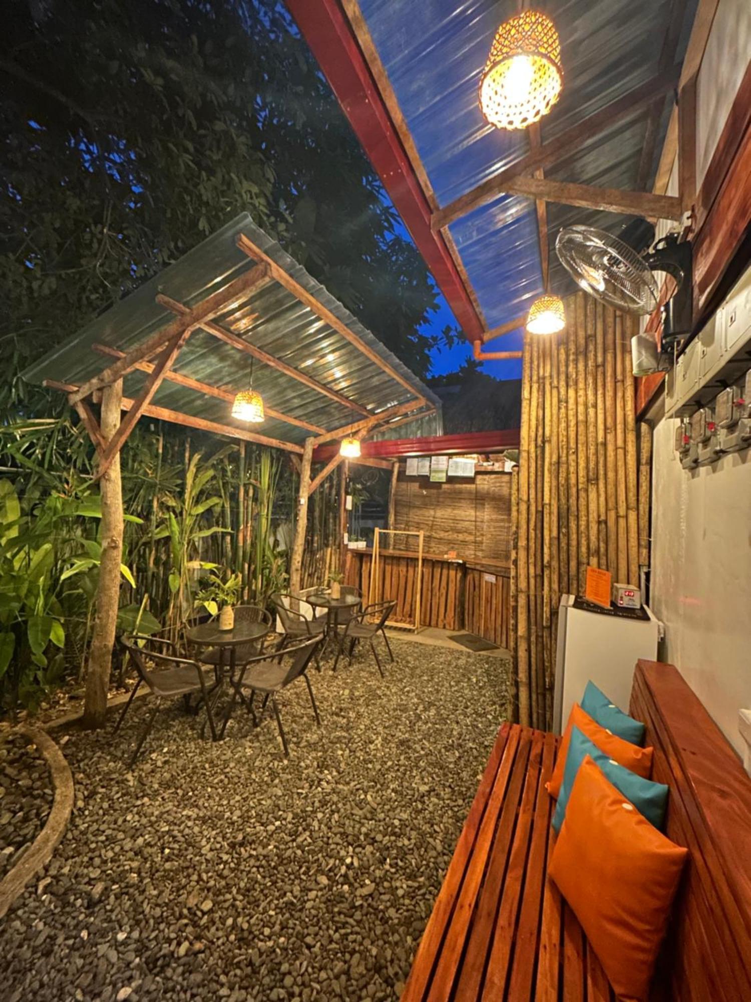 Wayans Siargao Homestay Генерал-Луна Экстерьер фото