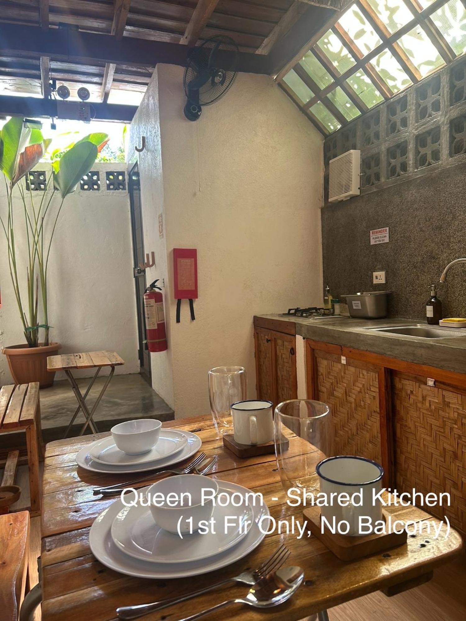 Wayans Siargao Homestay Генерал-Луна Экстерьер фото