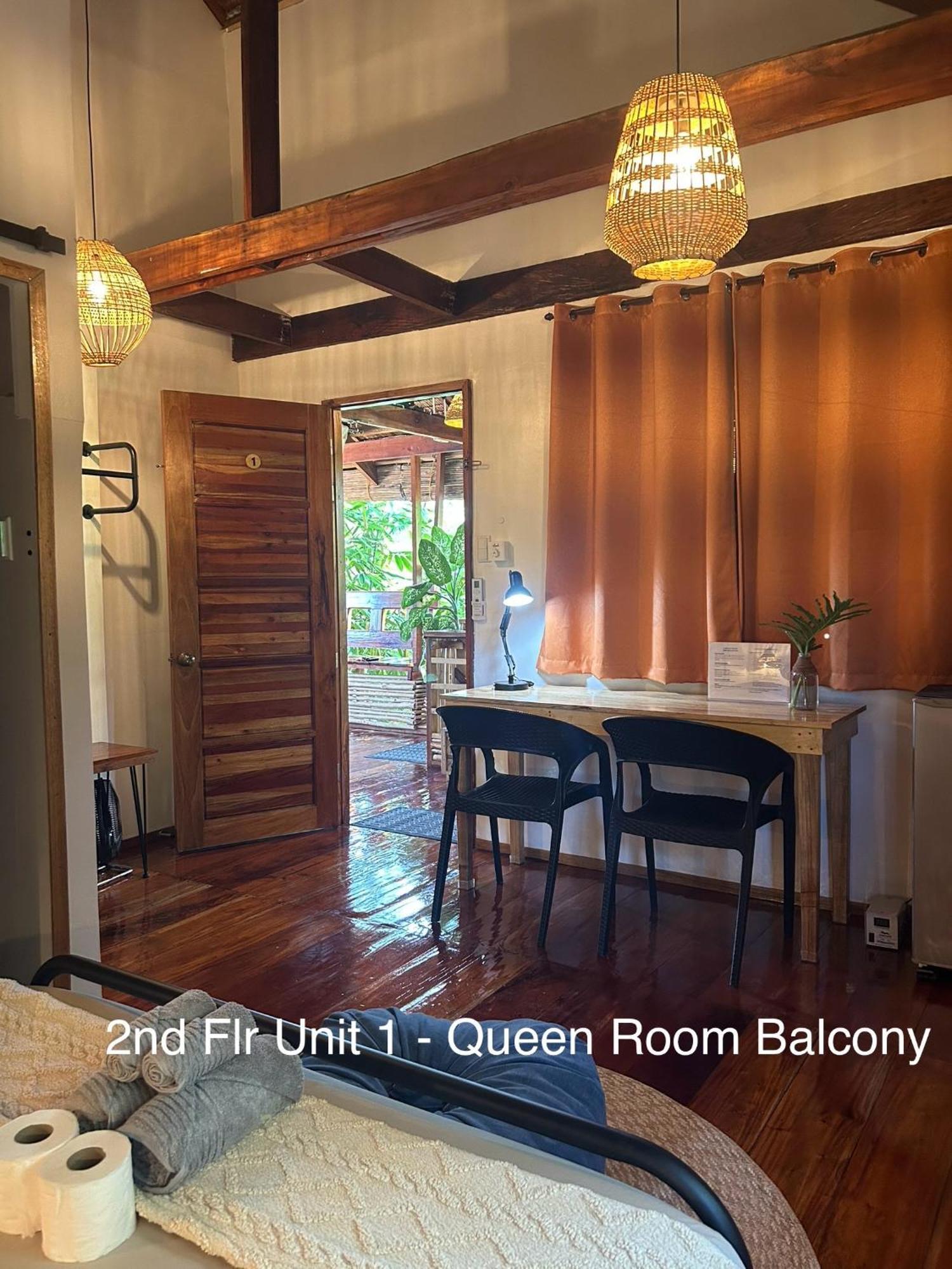 Wayans Siargao Homestay Генерал-Луна Экстерьер фото