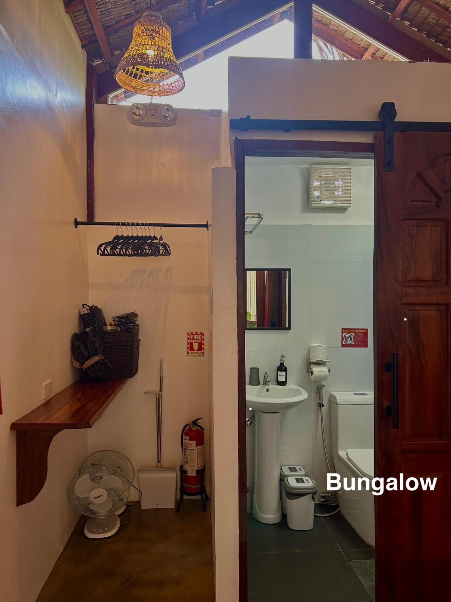 Wayans Siargao Homestay Генерал-Луна Экстерьер фото